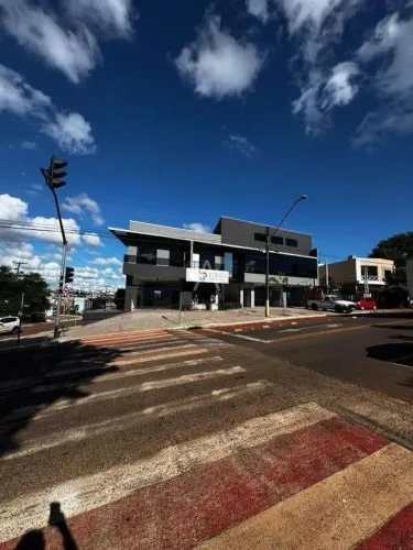Sala Comercial para aluguel no Bairro SANTA CRUZ em CASCAVEL por R$ 3.000,00