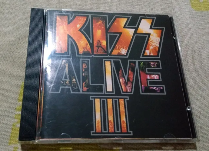 cd kiss alive 3- Original
