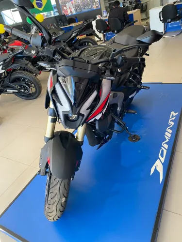 NS400z 25/26 0km