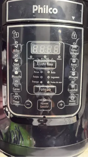 Panela de pressão elétrica Philco