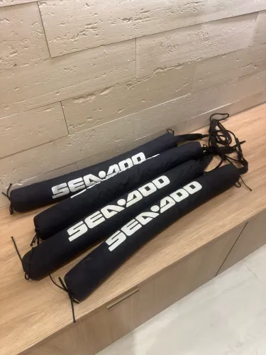 Kit com 4 defensas seadoo usadas