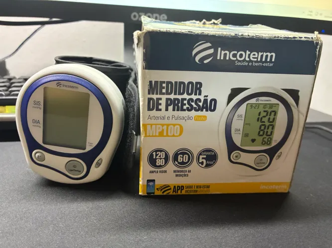 Aparelho de Pressão Digital de Pulso MP100 Icoterm
