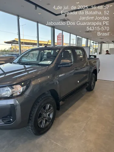 Toyota Hilux CD SR 4X4 2.8 TDI Diesel Aut. 2025