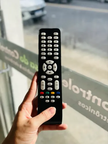 Controle AOC - pilhas inclusas 