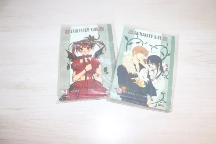 Mangá Shinshoku Kiss - 2 Volumes Completos | NewPOP | Kazuki Higashiyama | +18