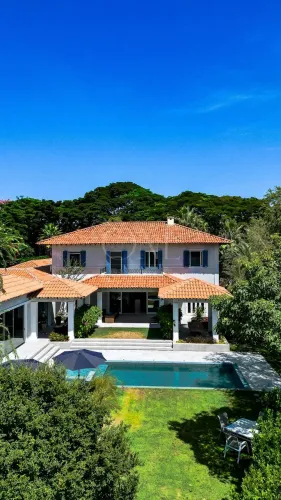 Casa de Condomínio / Fazenda Boa Vista