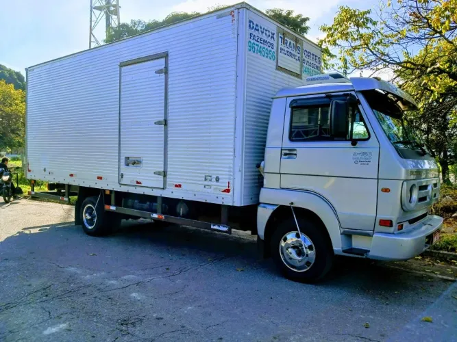 VW 9-150 2011/2012 ÚNICO DONO - BAÚ 6.20M - REVISADO