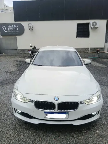 BMW 320I A 2.0 Turbo/activeflex 16V 184cv 4P 2013