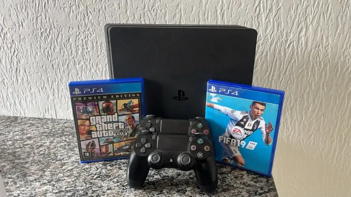 Ps4 2 Controles+ 2 jogos