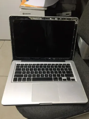 Macbook Pro A1278 C/ defeito