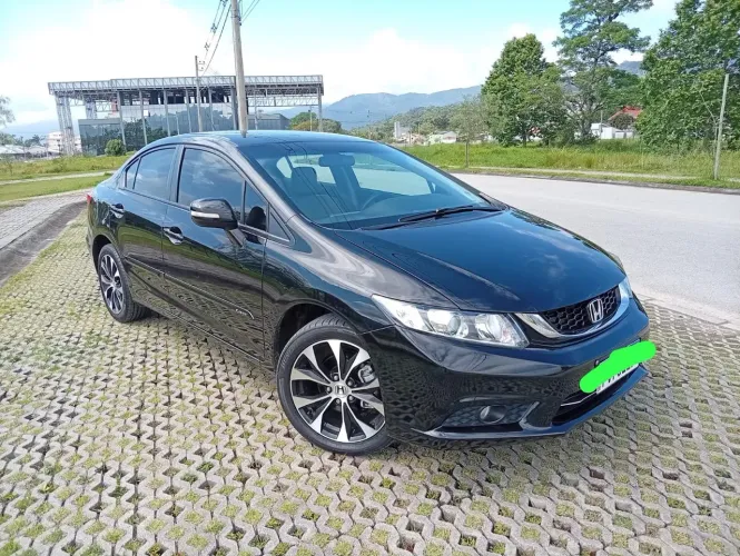 Honda Civic Sedan LXR 2.0 Flexone 16V Aut. 4P 2015