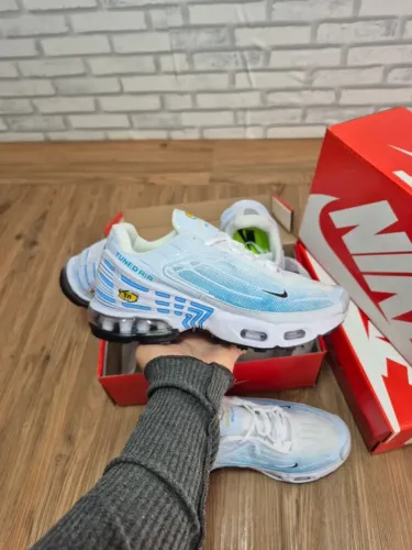 Tênis Nike úne n air3