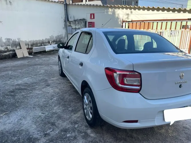 Renault Logan Life Flex 1.0 12V 4P Mec. 2022
