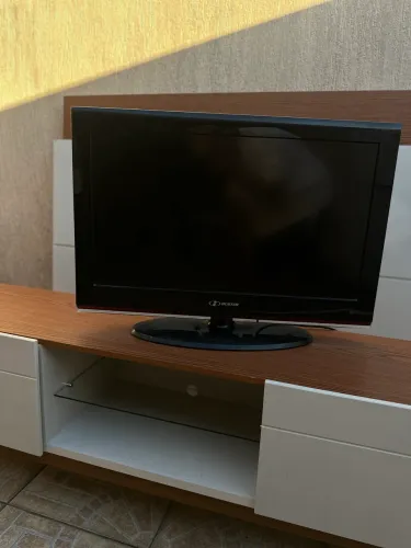 TV 43 polegadas - BUSTER