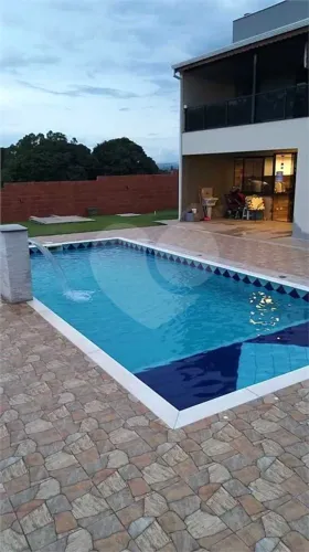 Chácara à venda com 1.000 m² de terreno e Casa com 380 m² em Sorocaba SP