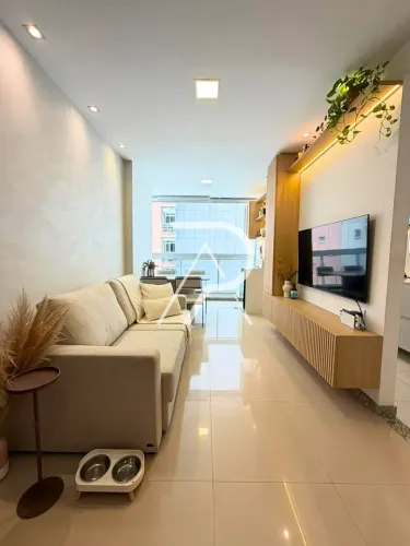 Apartamento 2 Quartos (1 Suíte) | Sol da Manhã | 65m² | 1 Vaga | 200m da Praia de Itaparic