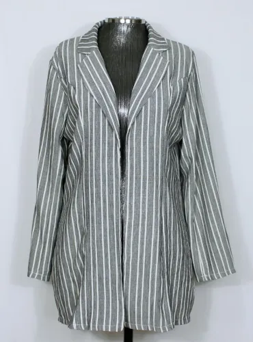 Casaco kimono social alfaiataria feminino alongado listrado branco e cinza - Ref. 5499