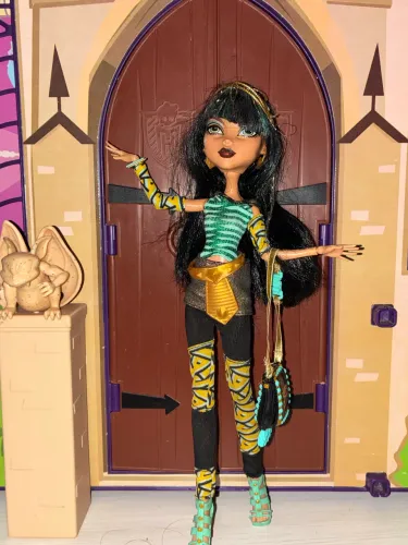 Monster High G1- Cleo de Nile School's Out