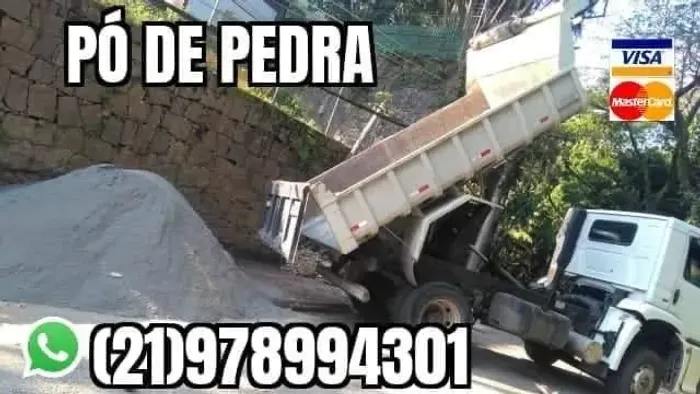 Areia lavada. Areia e pedra 