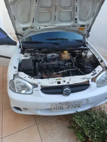 Chevrolet Corsa Sedan 1.0 MPFI 8V 71cv 4P 2004