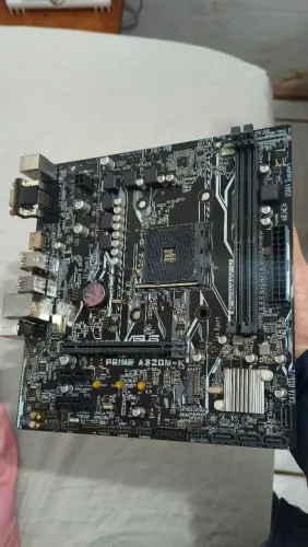 Placa mãe A320M-K