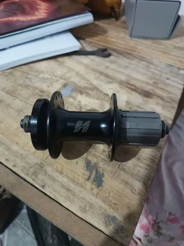 Vendo cubo da hupi antigo em perfeito estado 