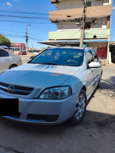 Chevrolet Astra 2.0 8V/ CD 2.0 8V Hatchback 5P MEC 2004