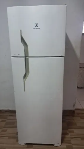 Geladeira Electrolux Cycle defrost duplex,funcionando ((Entrego))