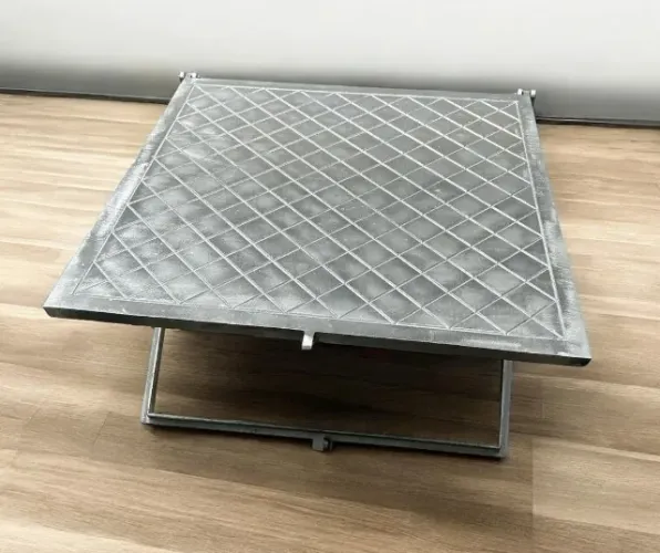 Tampa Articulada 80x80 para Cisterna em Alumínio Fundido