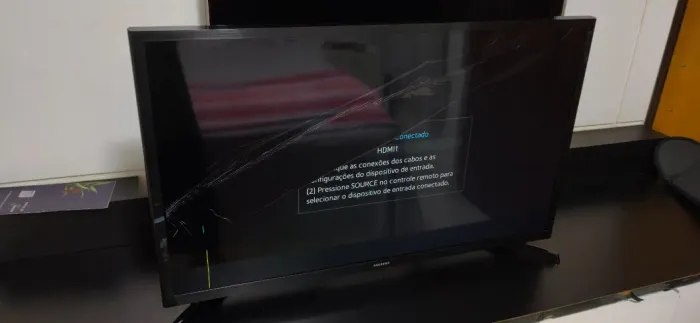 TV Samsung Smart 32" modelo UN32J4290AG