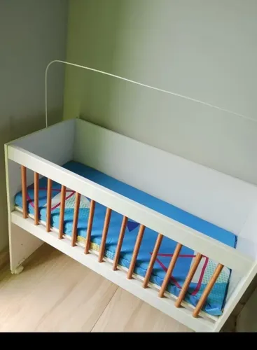 MINI BERÇO SEMINOVO