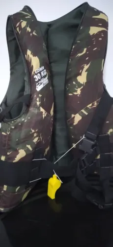 Kit 2 Coletes Salva-Vidas (Hiper Pesca 30kg + Maui & Sons) - Praticamente Novos