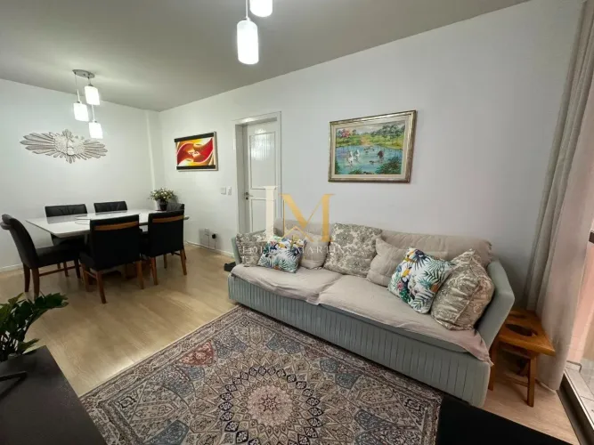 Apartamento com 3 quartos e 86m² à venda em Alto da Glória, Curitiba.