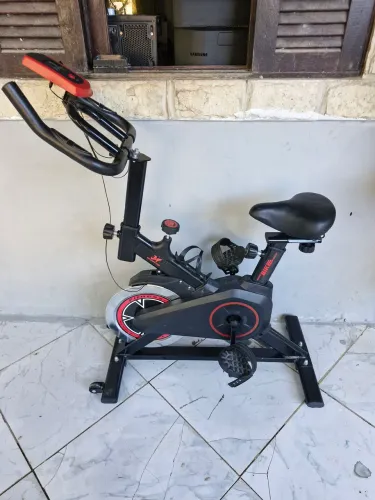 Bicicleta Spinning Ergométrica