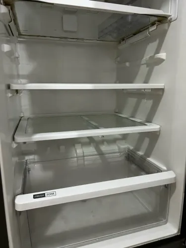 Vende se geladeira Electrolux