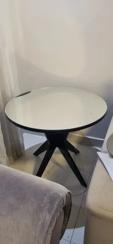 Mesa espelhada