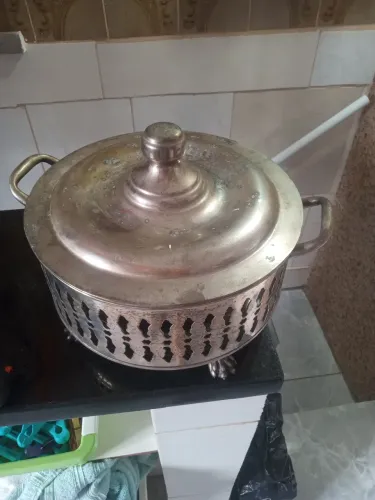 Peça de bronze.