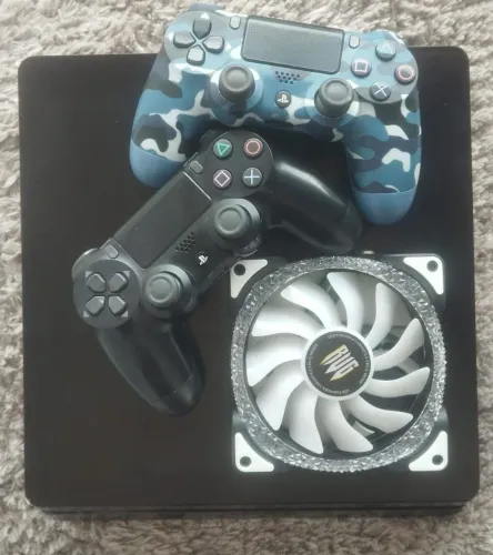 Ps4 slim 500gb 2 controles