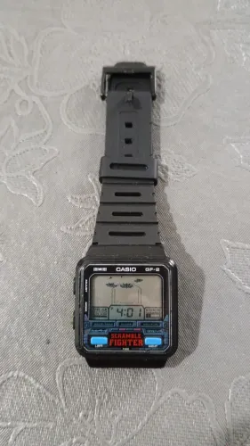 Relógio casio scramble fighter.