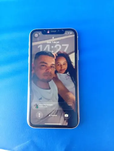 iPhone 11 muito novo