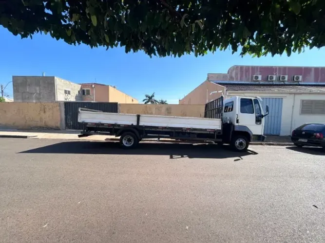 VENDE-SE ? Ford Cargo 814