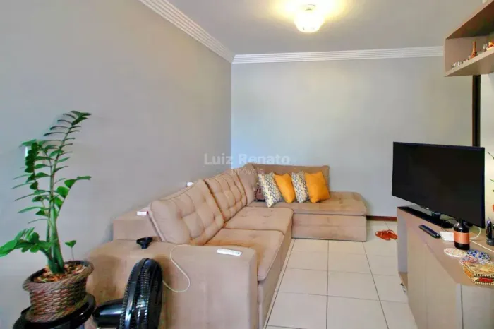 Apartamento à venda no bairro Sagrada Família