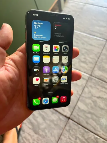 iPhone 11 Pro Max Dourado