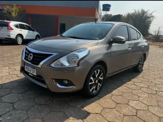 Nissan Versa SL 1.6 16V Flexstart 4P Aut. 2017