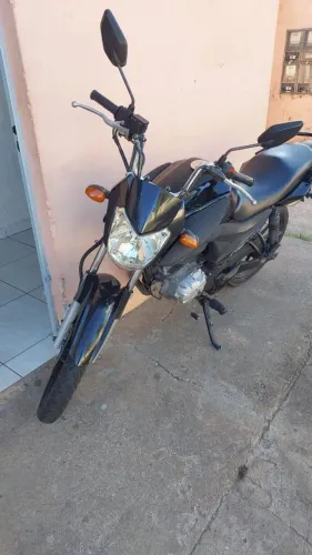 Da pra anunciar na OLX a venda da moto por favor, e só colocar VENDO MOTO FACTOR SEMI NOVA