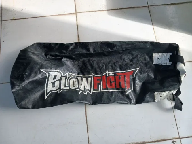 Saco de Pancada 120cm Blow Figth Vazio sem Rasgo