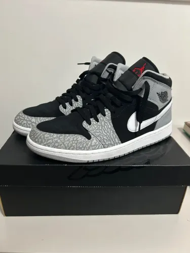 Air Jordan 1 Mid Se Elephant Toe 
