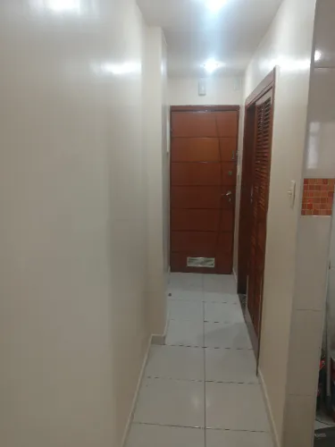 LINDO APARTAMENTO. LEME. 1 QUARTO. SALA. ANDAR ALTO, SOL DA MANHÃ