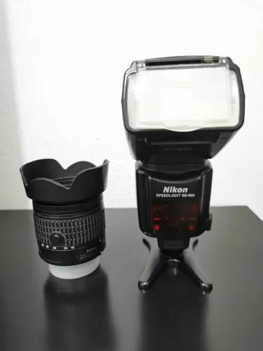 Lente Nikon em perfeito estado de funcionamento