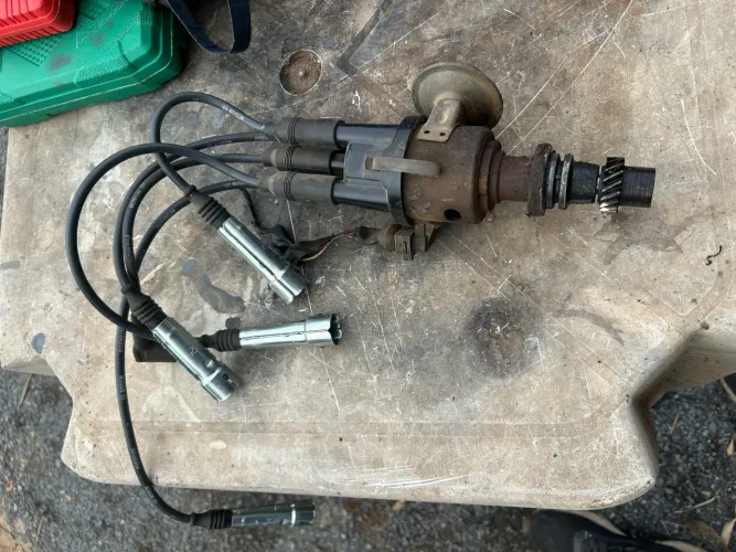 Distribuidor motor ap 1.6 c/cabos Bosch 